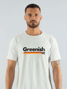 Camiseta vintage off white da Greenish com design clássico e confortável.