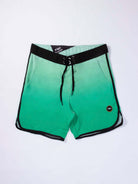 Boardshorts verde ombré da Greenish, estilo vintage e colorido, ideal para o verão.