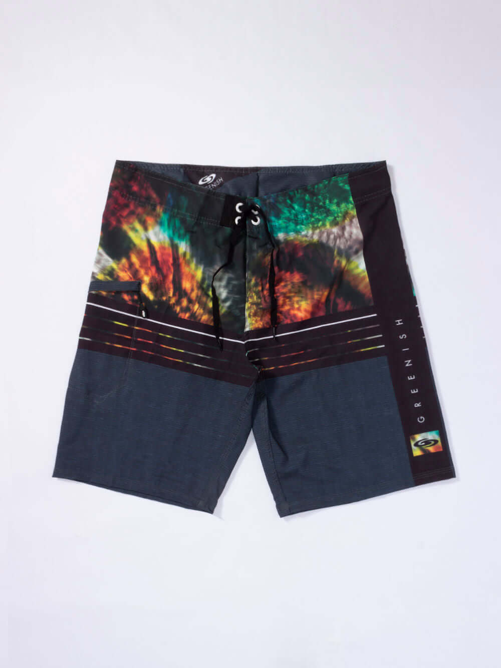 Greenish BOARDSHORT MOTION TIE DYE BAR - CINZA with vibrant colors and stylish design for summer wear.