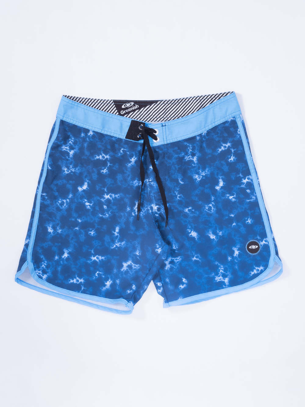 Bermuda de praia BOARDSHORT RAYS - AZUL da marca Greenish, ideal para dias ensolarados e atividades aquáticas.