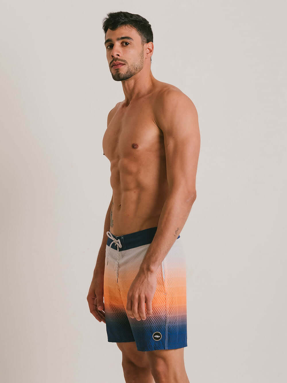Shorts de banho BOARDWALK DUSK - LARANJA da Greenish, com mistura de poliéster e elastano, ideal para esportes aquáticos.