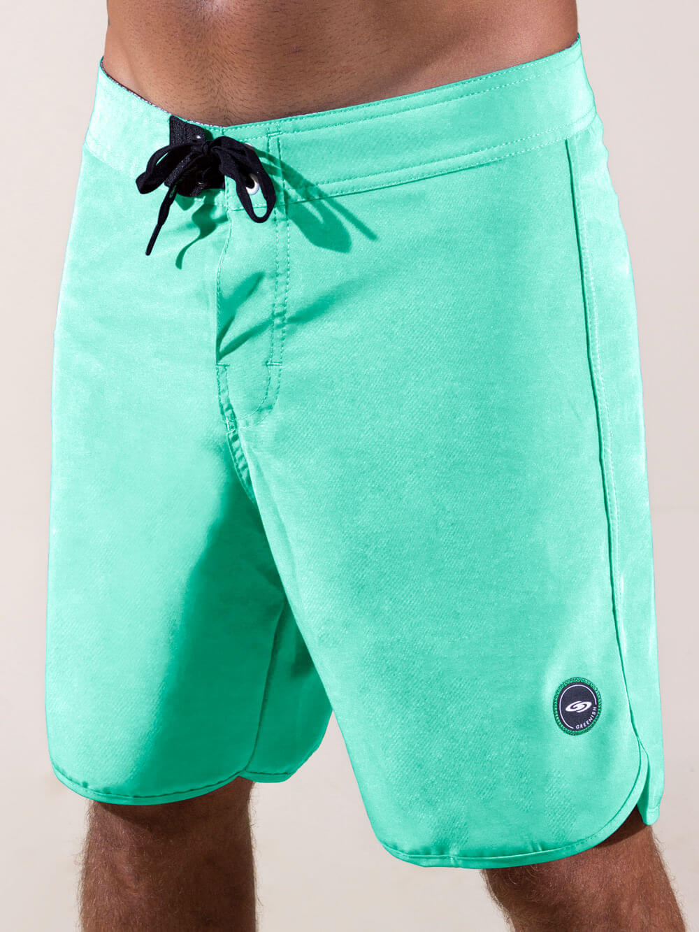 Calção Boardwalk Vintage Basic Neo Verde da marca Greenish, com cós anatômico e bolso traseiro.