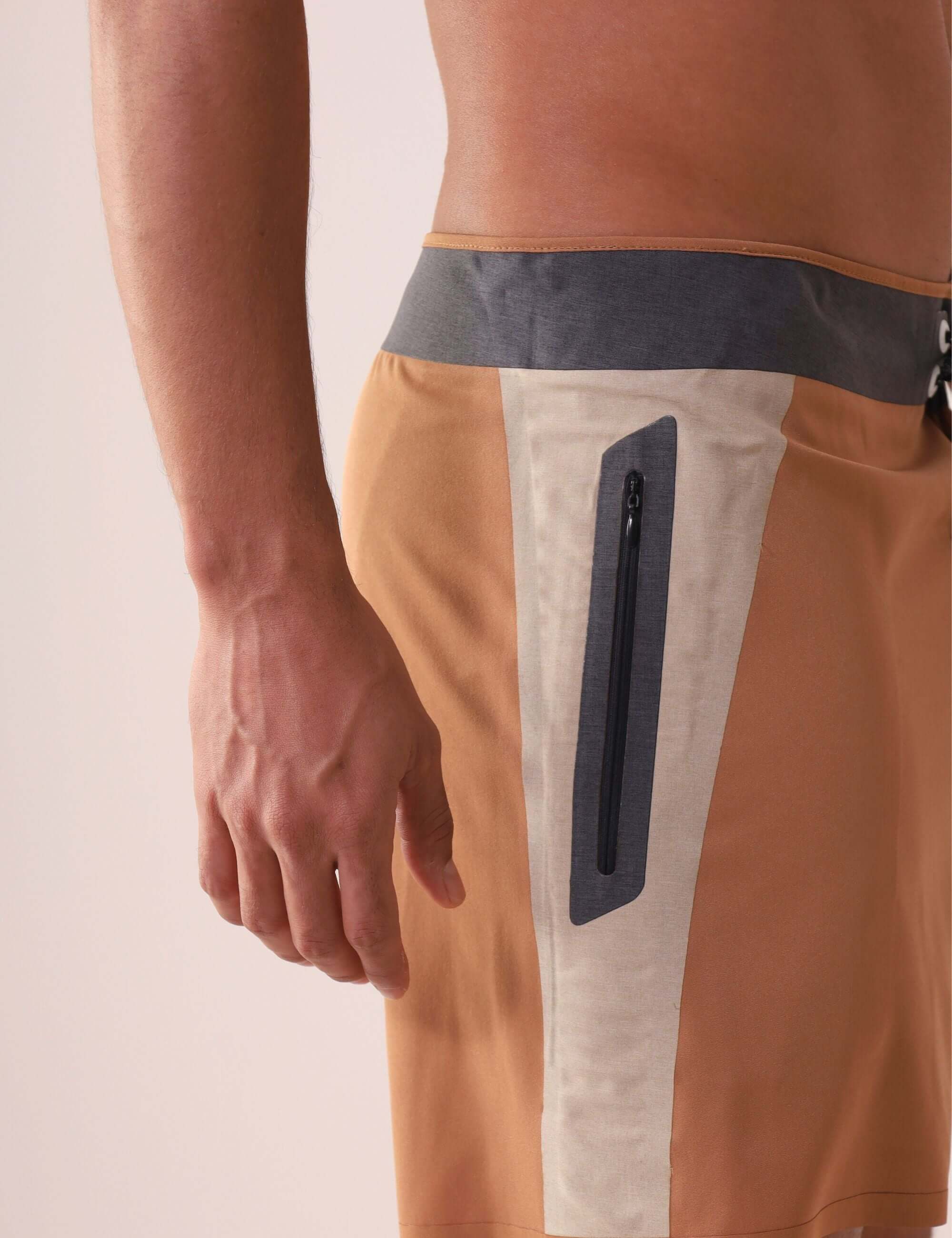 Boardshort Ultralight II Sunset - Caqui da Greenish com design multicolorido e bolso com zíper, ideal para praia e casual.