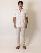 Model wearing Greenish Camisa Botao High Tide - Off White