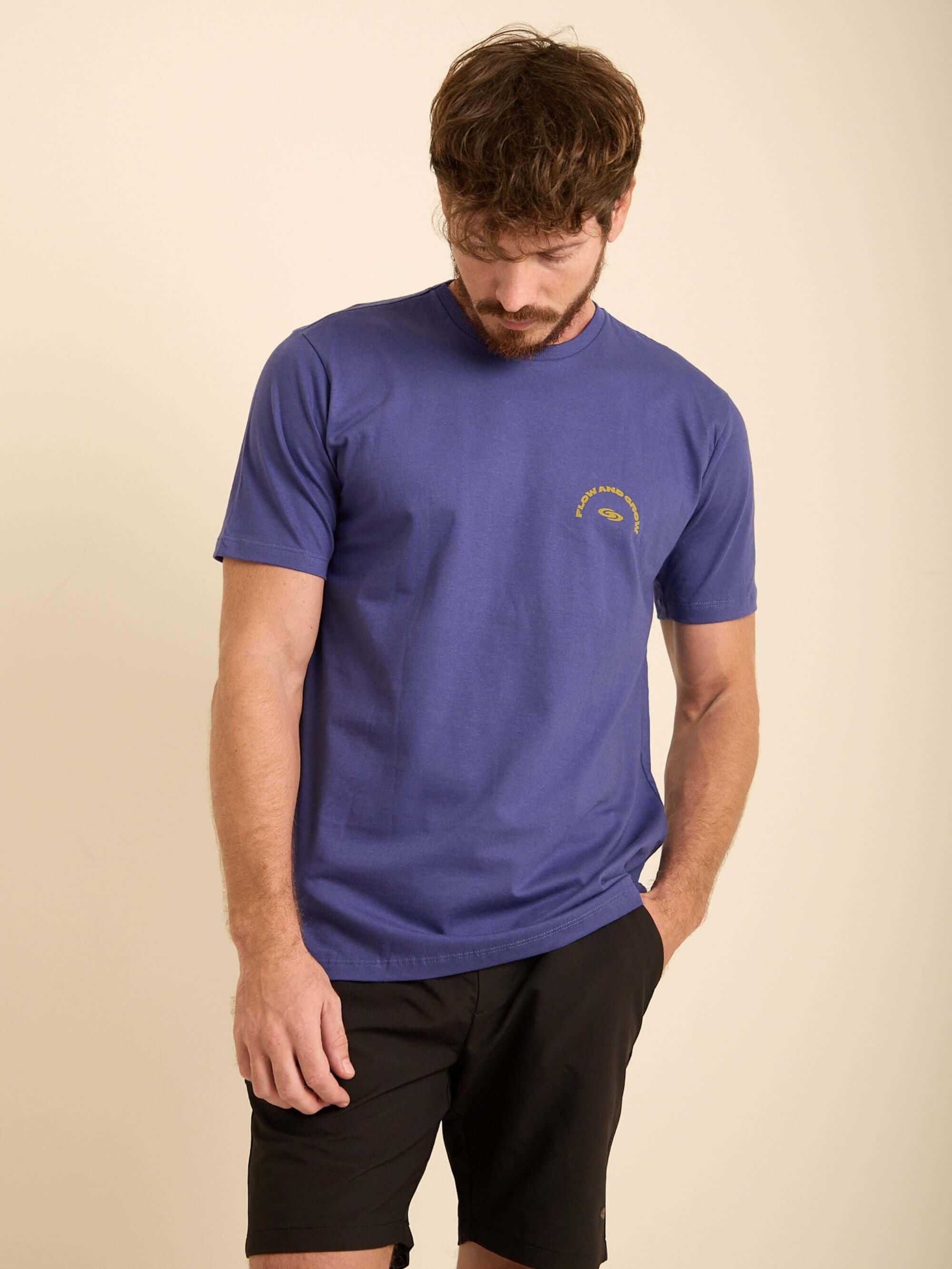 Camiseta azul royal Everything da Greenish, modelo clássico e confortável, ideal para diversas ocasiões.