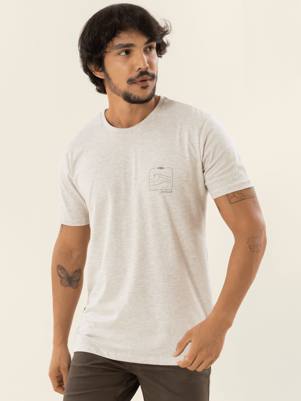 Camiseta Free Waves mescla claro da Greenish, modelo clássico, leve e macio para uso diário.