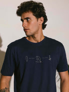 Camiseta Wind Free azul marinho da marca Greenish, modelo masculino, estilo casual e confortável.