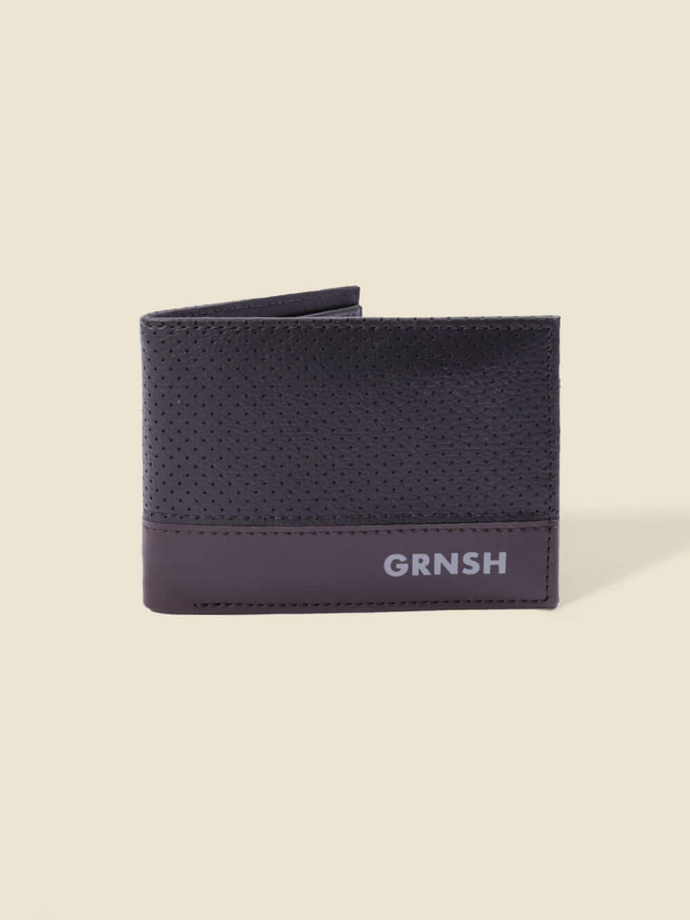 Carteira masculina GRNSH marrom, elegante e prática, ideal para organizar seus cartões e dinheiro.