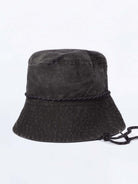 Chapéu Bucket Tingido - Preto da Greenish, com design exclusivo e cadarço regulador, perfeito para estilo e proteção ao sol.
