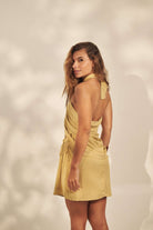 Alt Tag: Saia Curta Sunny - Amarelo da Greenish em viscose, bainha de lenço, caimento fluido e estilo tropical perfeito para praia e urbano