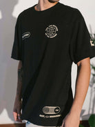 Camiseta oversized preta da Greenish com estampa exclusiva e vibe street, conforto em 100% algodão.