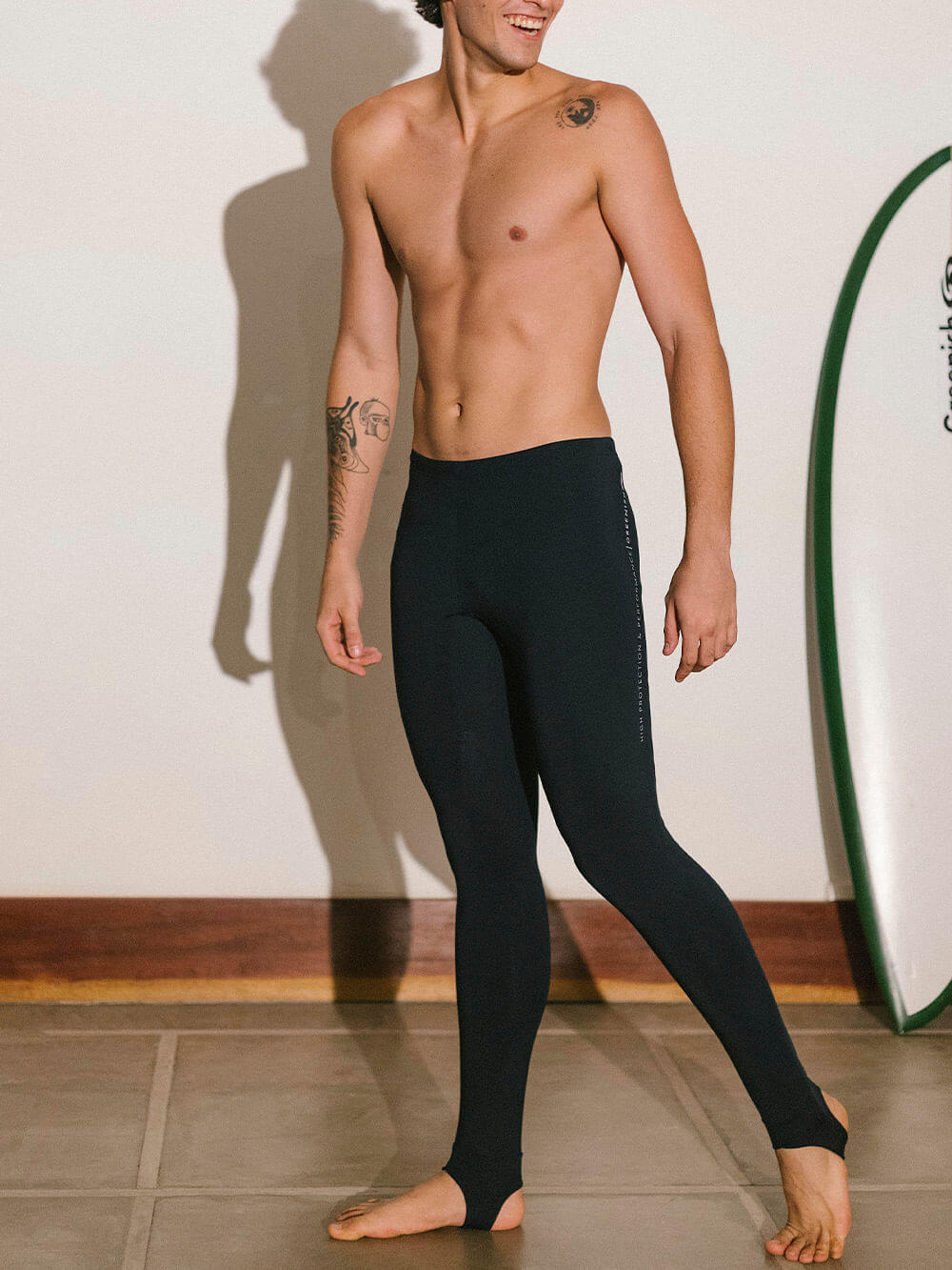 Calça Sport Lycra UV Performance preta da Greenish, ideal para atividades esportivas e proteção solar.