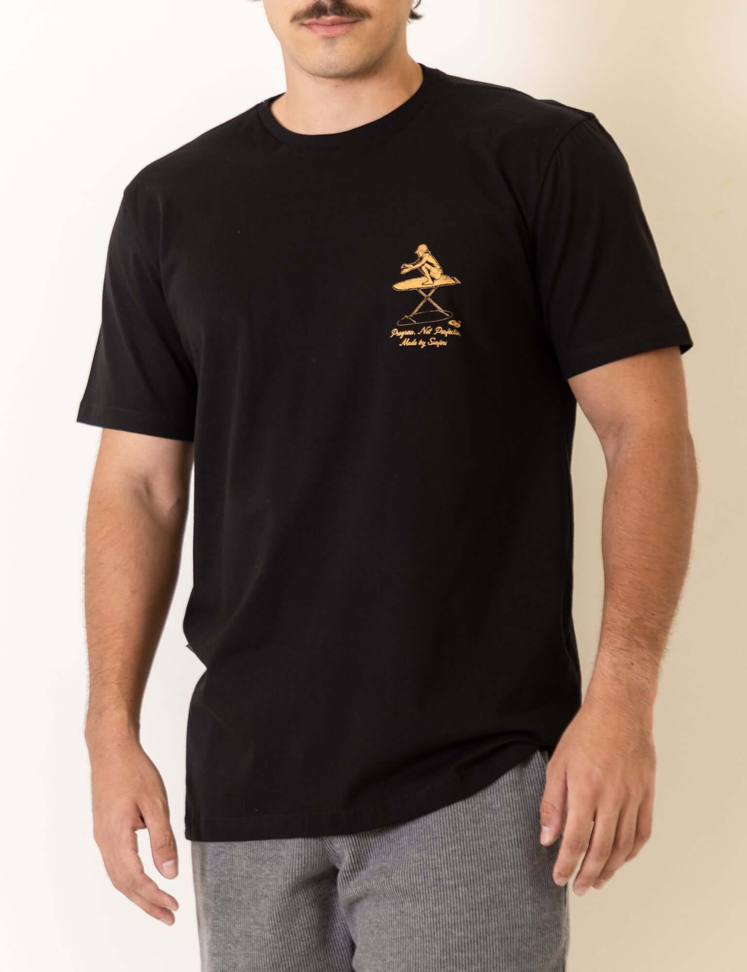 Camiseta Balance Everyday - Preto da Greenish, confortável e estilosa para uso diário.