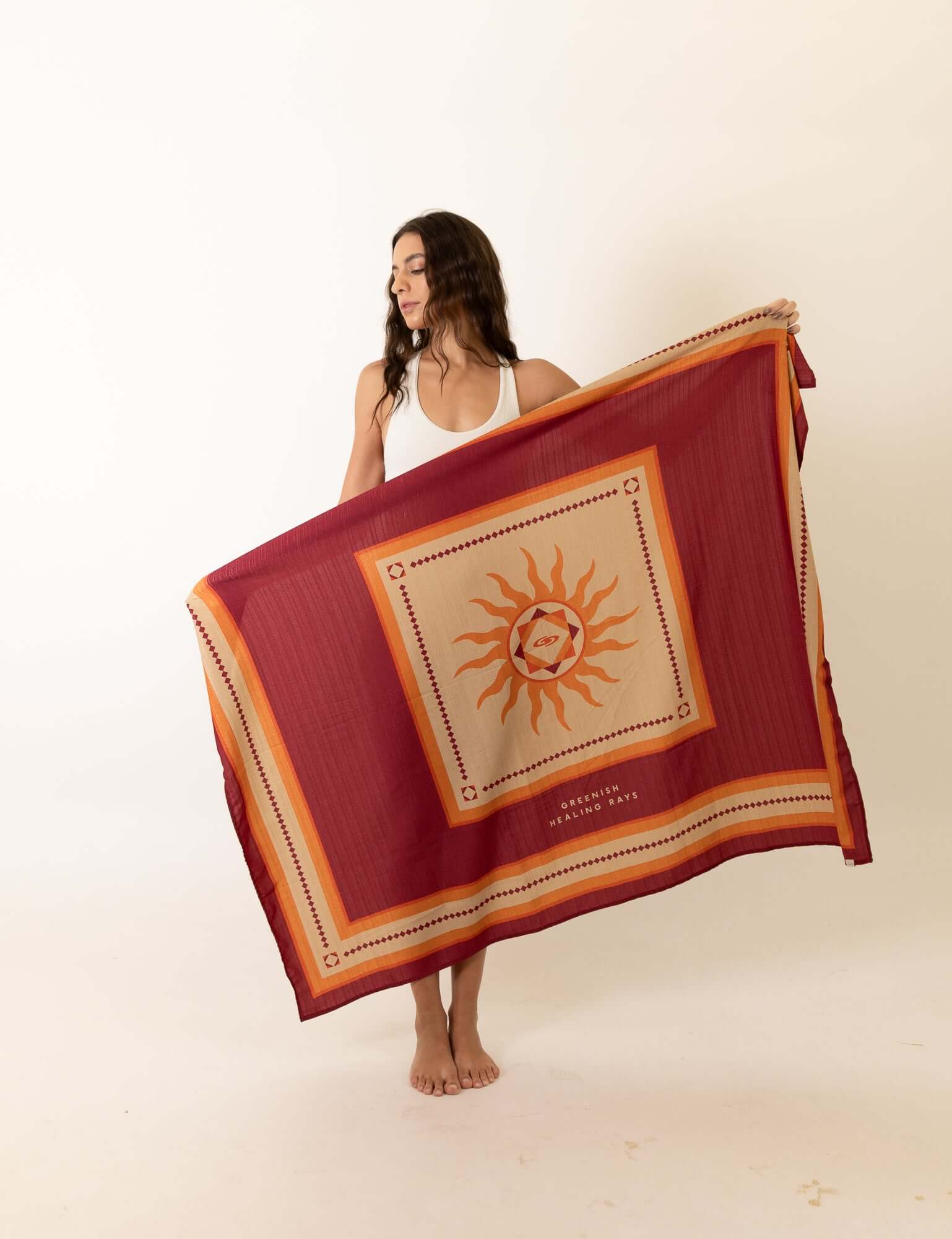 Canga Healing Rays - Bordo by Greenish featuring vintage solar design, lightweight Virginia fabric, perfect for sunny beach days.