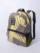 Mochila Greenish feita de pipa de kitesurf, leve e resistente, ideal para apoiar a moda sustentável.