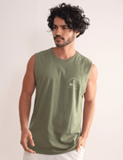 Regata Larga - Verde Greenish 100% algodão, mestre em suavidade e fluidez, ideal para conexão com o momento e autenticidade.