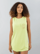 Regata Sunsurf Verde da marca Greenish, estilo casual, cor vibrante e design confortável.