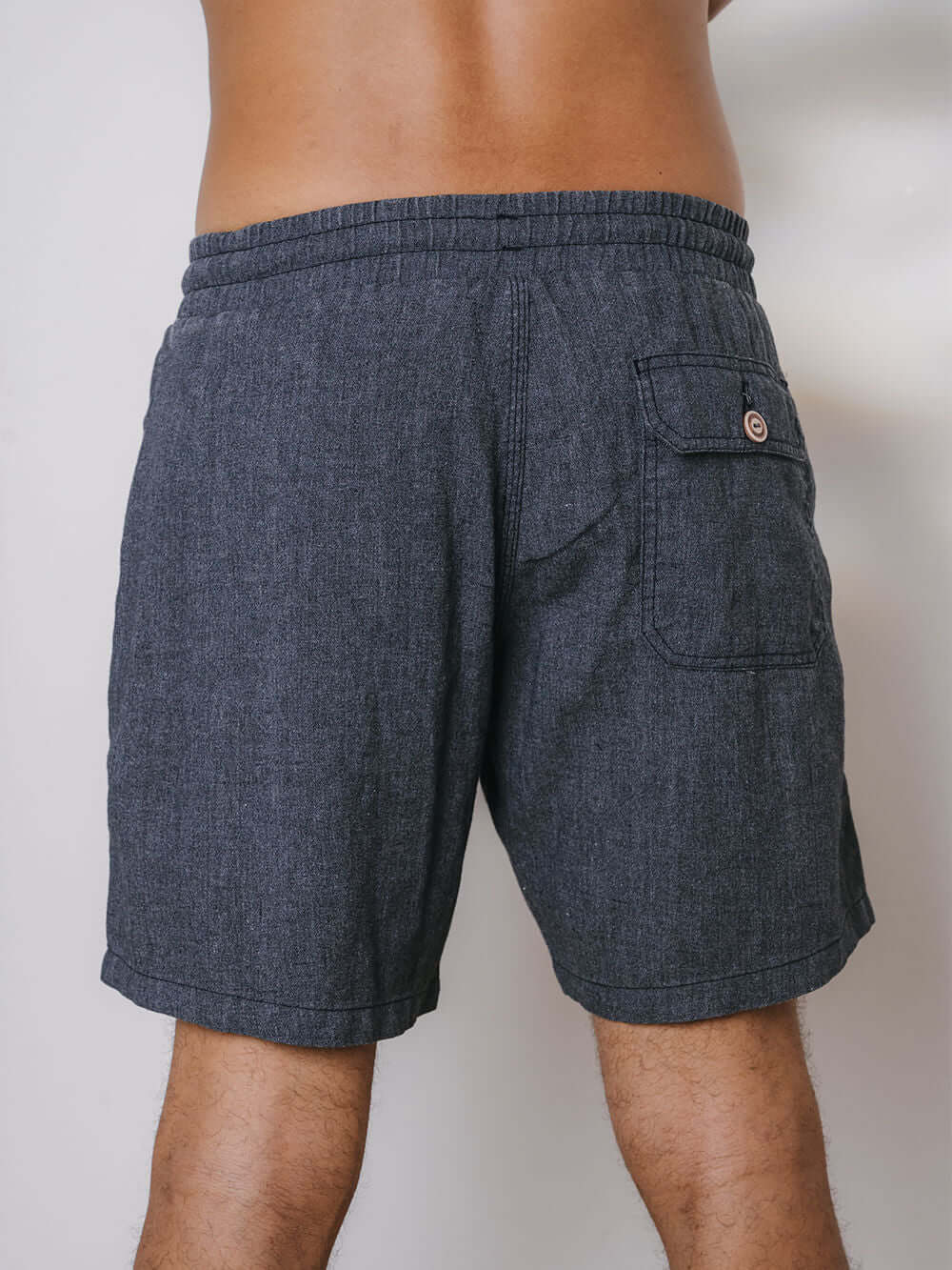 Short Linho Relax Tinturado Azul Marinho - Confortável e prático, ideal para o pós surf | Greenish