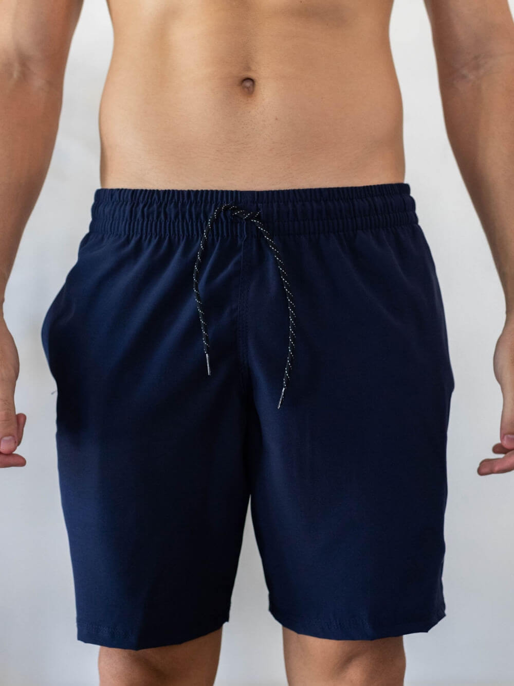 Short Vôlei Tradicional Basic Azul Marinho da Greenish, ideal para conforto e estilo nas atividades esportivas.